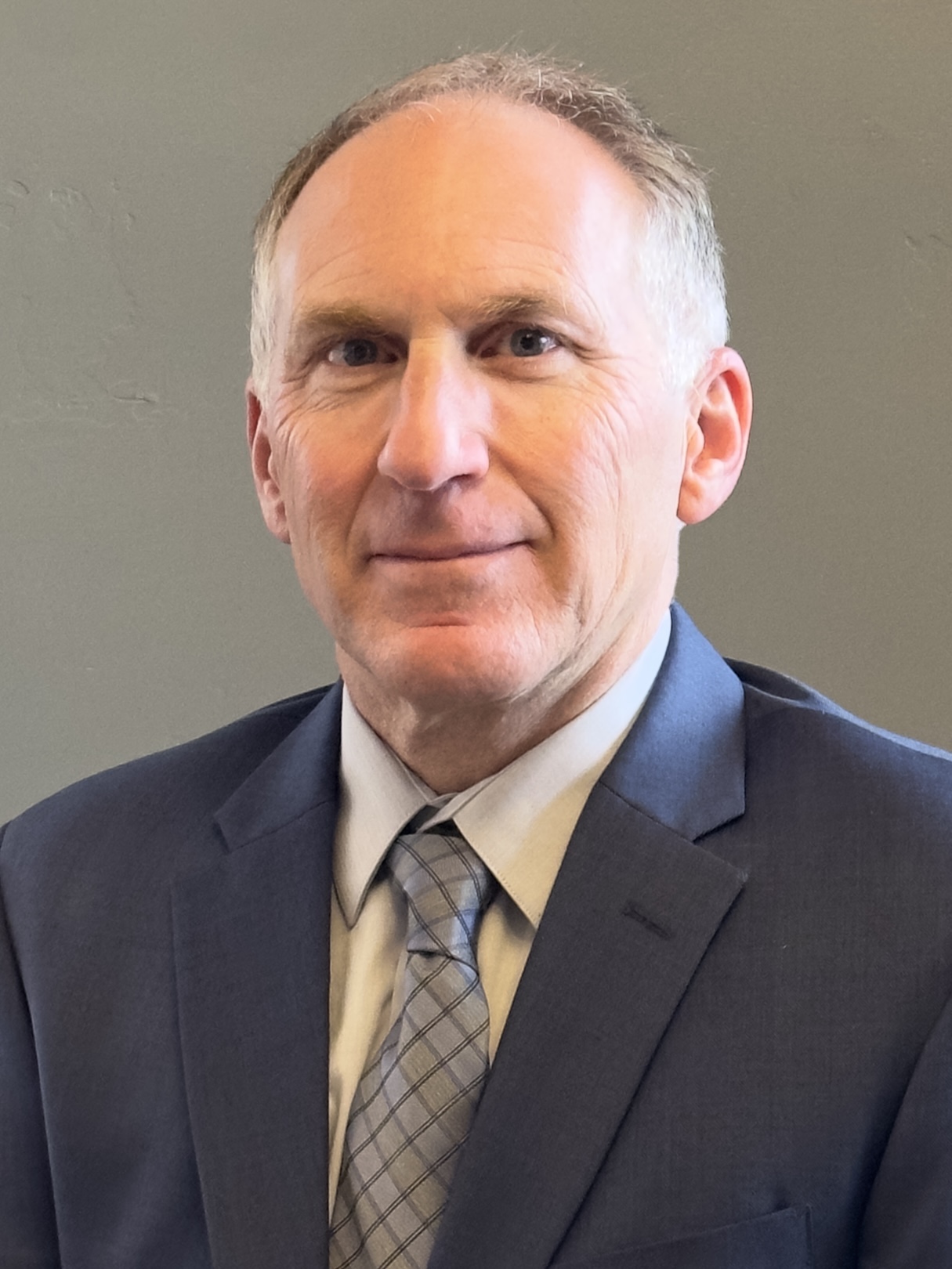 Headshot of Andrew Cole