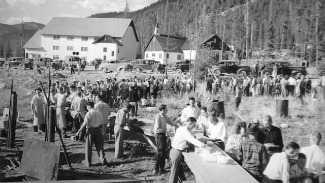 1945, Stibnite Picnic Svg+xml,%3Csvg%20xmlns%3D%22http%3A%2F%2Fwww.w3.org%2F2000%2Fsvg%22%20width%3D%2