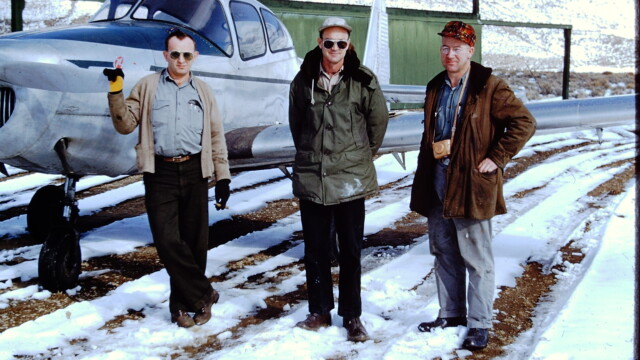 Charley Hathron, Bob McRae, John Anderson 1952 Svg+xml,%3Csvg%20xmlns%3D%22http%3A%2F%2Fwww.w3.org%2F2000%2Fsvg%22%20width%3D%2