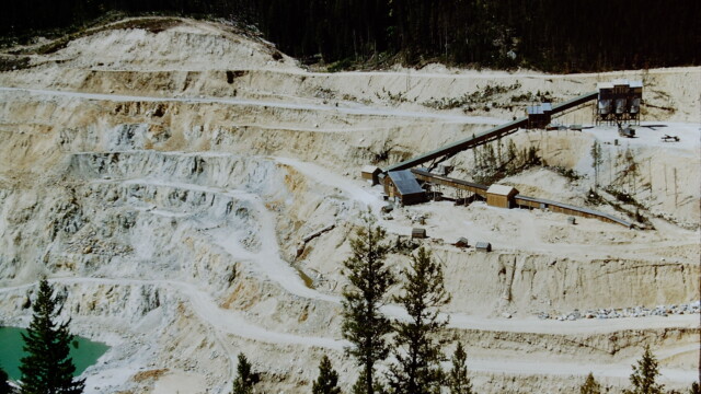 1952 Yellow Pine Pit